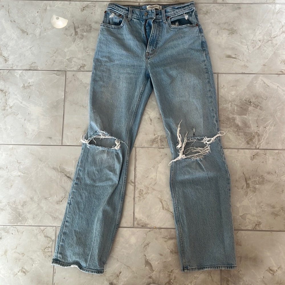 Abercrombie ‘90s Relaxed High Rise Jeans